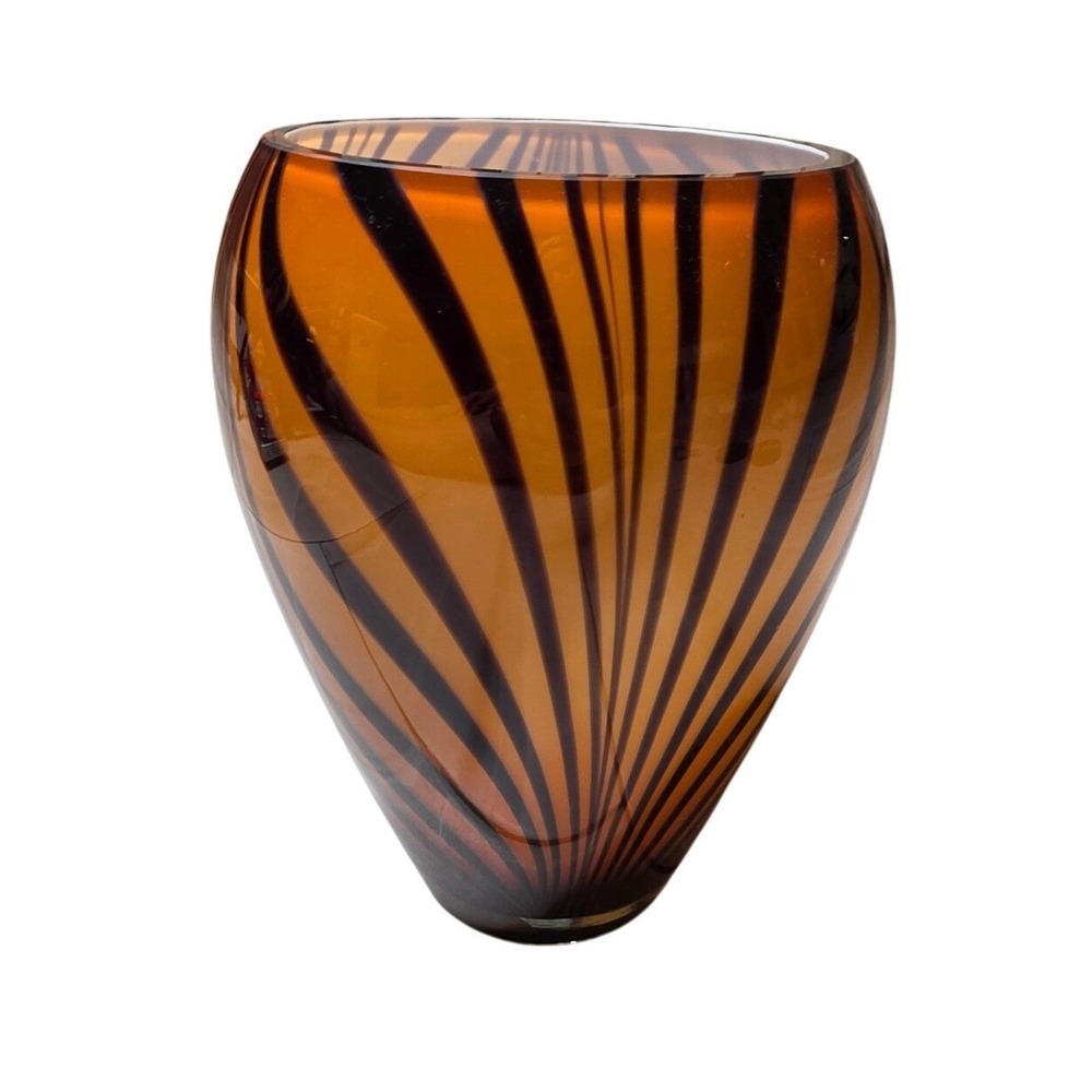 Art Glass Vase Made Poland Amber Black‎ Striped Feathered Pattern 714-25AMB 10in